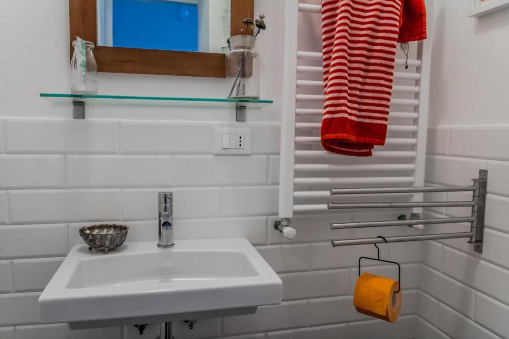 Bottega Delle Arti Bed & Breakfast Рим Екстериор снимка